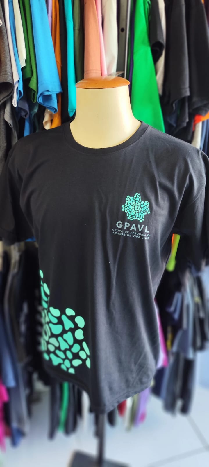 Camiseta de poliviscose estampada em serigrafia cromia ou policromia