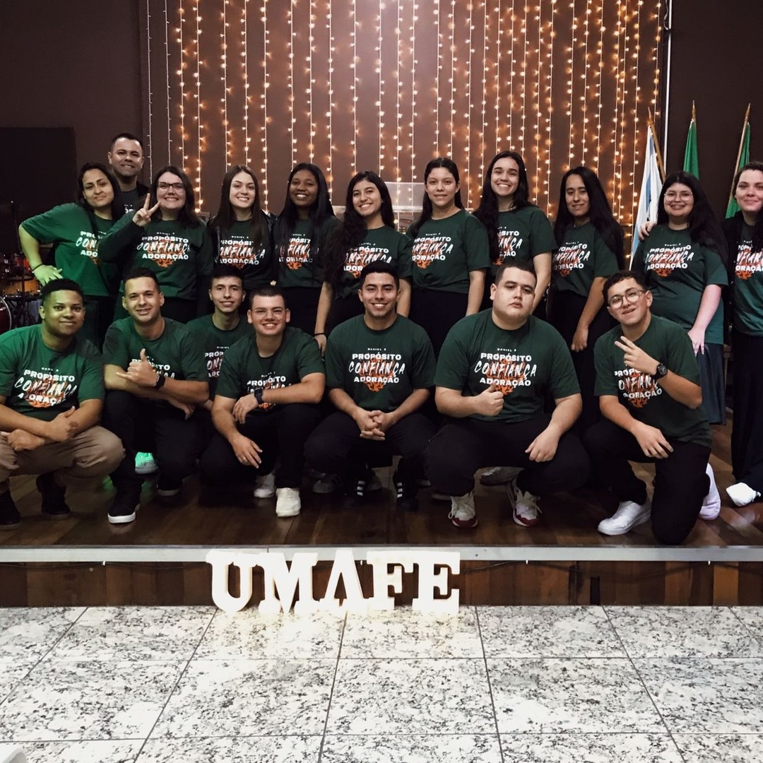 Peças pretas em algodão com estampa personalizada